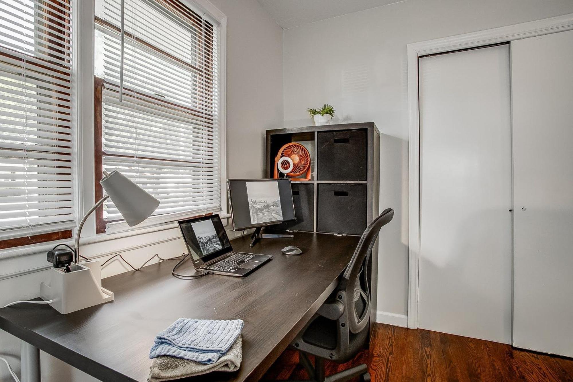 Chic Home With Huge Grassy Yard 7 Mins To Arrowhead Stadium อินดีเพนเดนซ์ ภายนอก รูปภาพ
